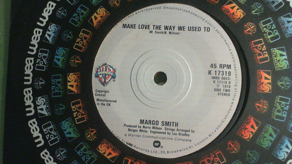 Margo Smith : Little Things Mean A Lot (7", Single)