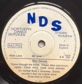 Mark Lane (6) With The Sapphires (5) : Sing A Long Volume Two (7", EP)