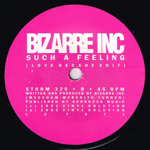 Bizarre Inc : Such A Feeling (7", Single, Pin)