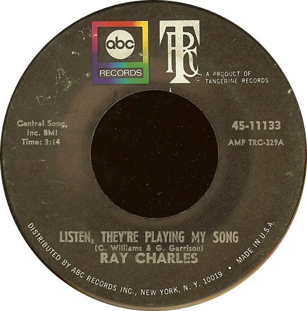 Ray Charles : Sweet Young Thing Like You / Listen, They're Playing My Song (7", Single)