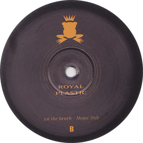 7th District Inc. ft. Austin Howard : On The Beach (12")