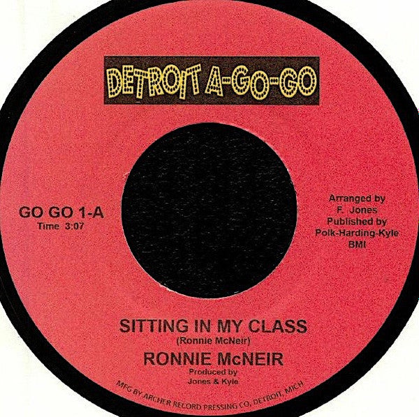 Ronnie McNeir : Sitting In My Class / Isn't She A Pretty Girl (7", Single, RE)