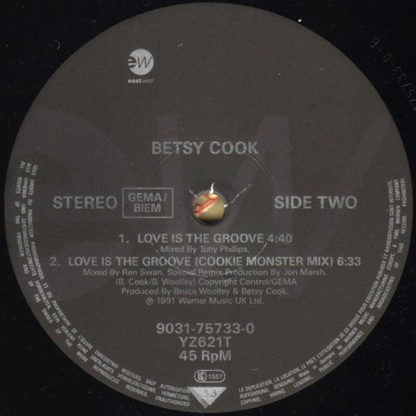 Betsy Cook : Love Is The Groove (12")