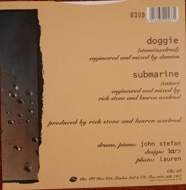 Dart (3) : Doggie / Submarine (7", Single, Num)