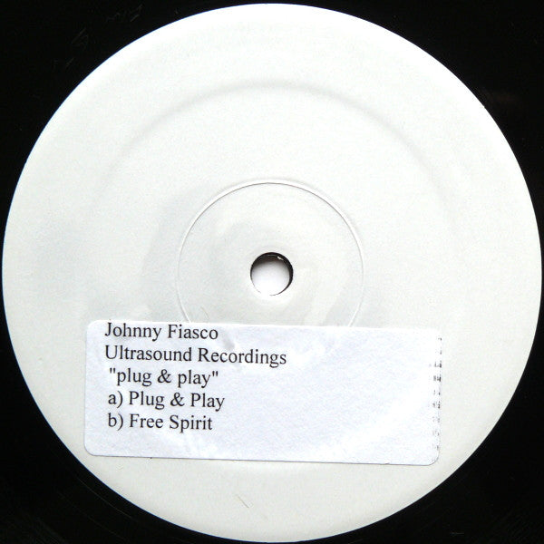 Johnny Fiasco : Plug & Play (12", W/Lbl, Sti)