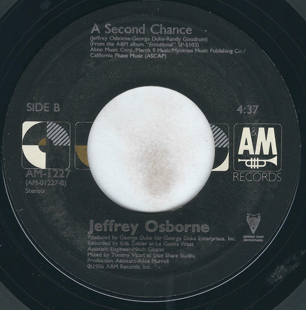 Jeffrey Osborne : She's On The Left (7", Styrene, Car)