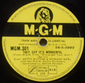 Betty Hutton & Howard Keel / Betty Hutton : They Say It's Wonderful / I've Got The Sun In The Morning (Shellac, 10")
