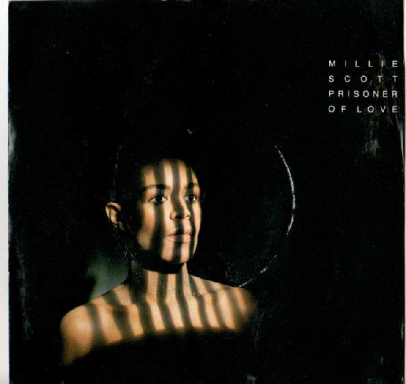 Millie Scott : Prisoner Of Love (7", Single)