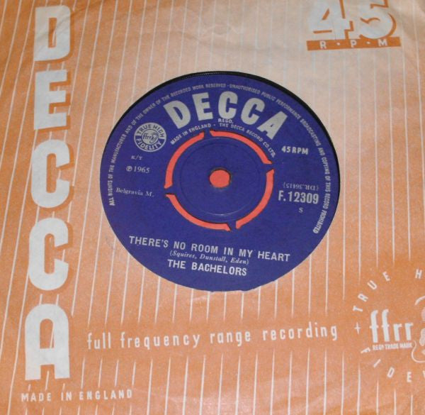 The Bachelors : Hello Dolly / There's No Room In My Heart (7")