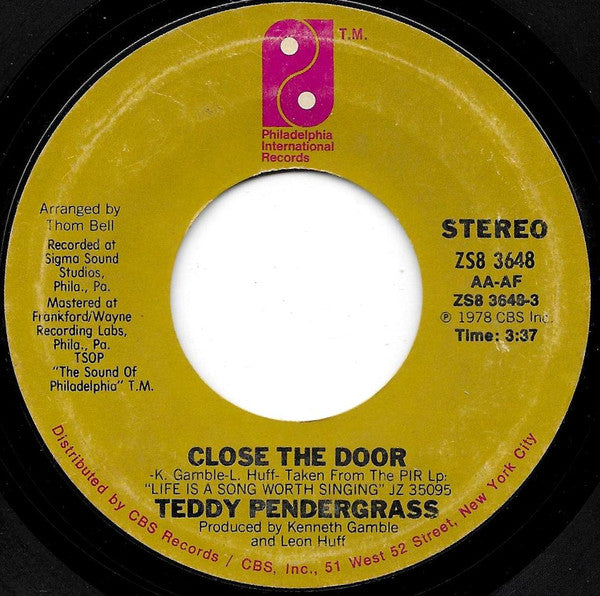 Teddy Pendergrass : Close The Door (7", Single, Styrene, Pit)