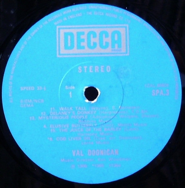 Val Doonican : The World Of Val Doonican (LP, Comp)