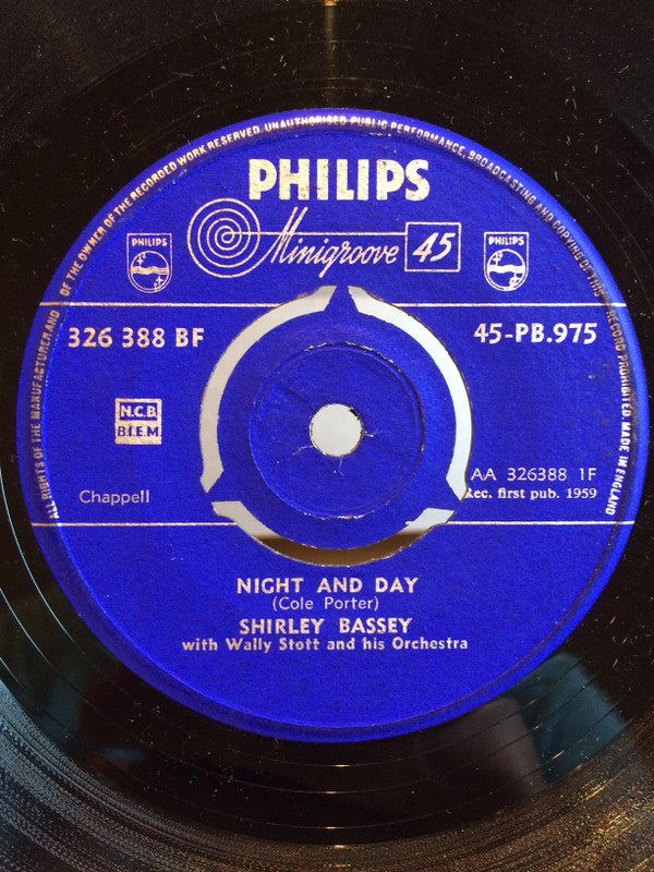 Shirley Bassey : Night And Day (7")