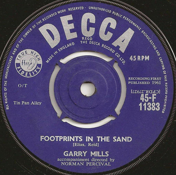 Garry Mills : Footprints In The Sand (7", Single)