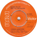 Glenn Miller And His Orchestra : Tuxedo Junction / American Patrol (7")