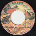 Lobo (3) : Me And You And A Dog Named Boo / She Didn't Do Magic (7", RE, Spe)