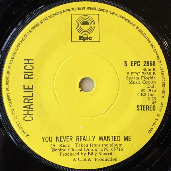 Charlie Rich : We Love Each Other (7", Single, Sol)