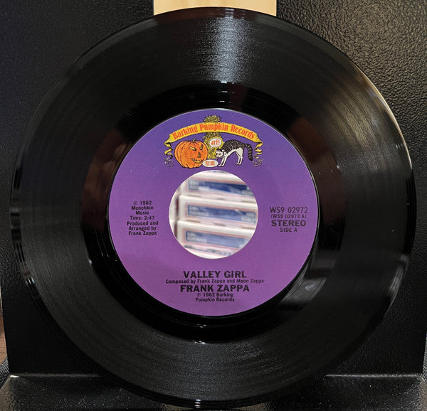 Frank Zappa & Moon Zappa : Valley Girl (7", Single, Styrene, Pit)