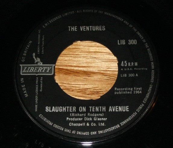 The Ventures : Slaughter On Tenth Avenue (7", Single)