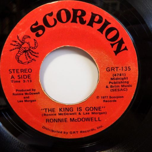 Ronnie McDowell : The King Is Gone (7", Single, Styrene)