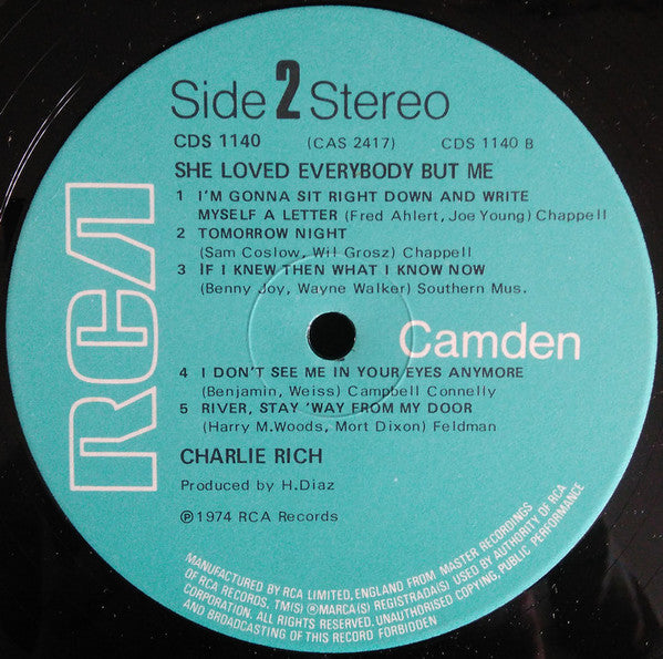 Charlie Rich : She Loved Everybody But Me (LP, Comp)