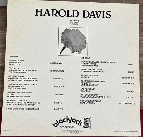 Harold Davis : At the Organ (LP, Album)
