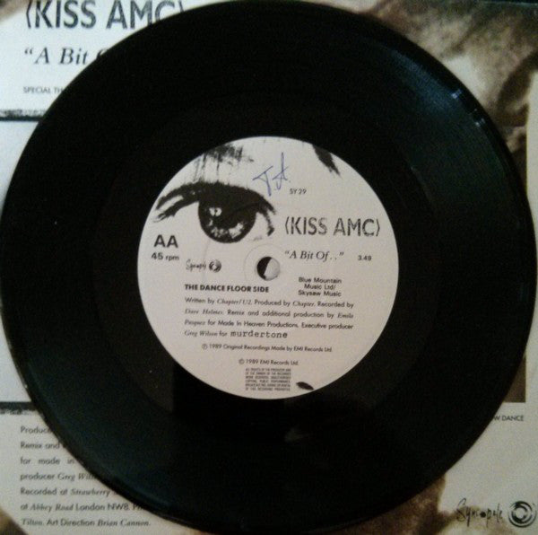 Kiss AMC : A Bit Of.. (7", Single, RE)