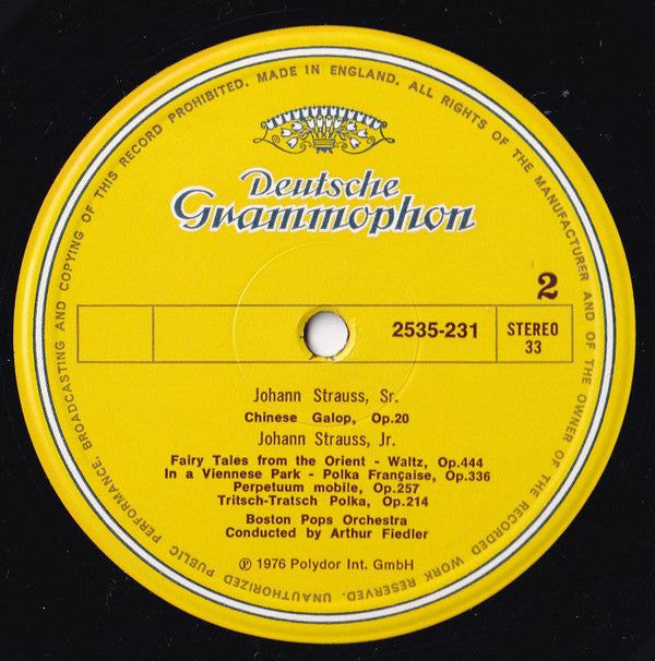 Arthur Fiedler  And Boston Pops Orchestra : Play Strauss (LP)