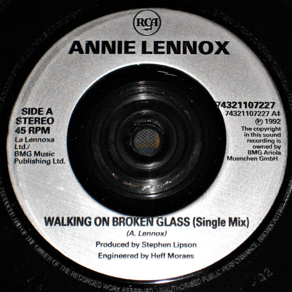 Annie Lennox : Walking On Broken Glass (7", Single)