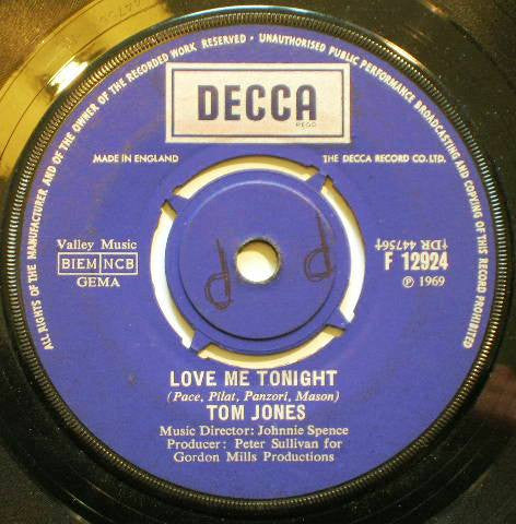 Tom Jones : Love Me Tonight (7", Single)
