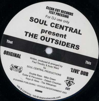 Soul Central : The Outsiders (12", TP)