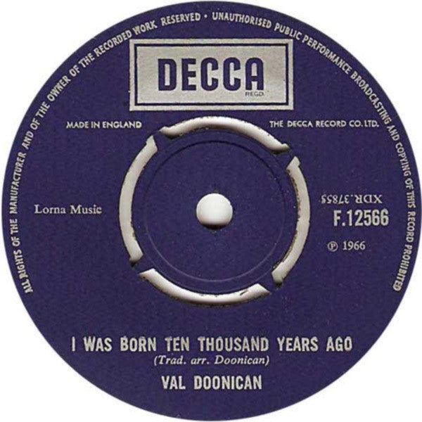Val Doonican : Memories Are Made Of This (7", Single)