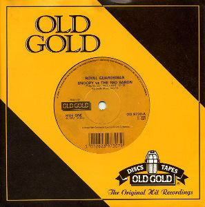 Royal Guardsman* / Pipkins* : Snoopy Vs The Red Baron / Gimme Dat Ding (7", Single, Mono)