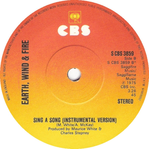 Earth, Wind & Fire : Sing A Song (7", Single)