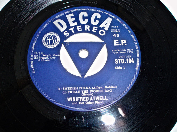 Winifred Atwell : Tickle The Ivories (7", EP)