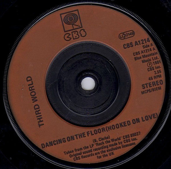Third World : Dancing On The Floor (Hooked On Love) (7", Single, Inj)