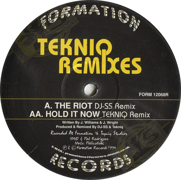 Tekniq : The Riot / Hold It Now (Remixes) (12")