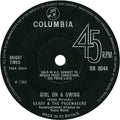 Gerry & The Pacemakers : Girl On A Swing  (7", Single)