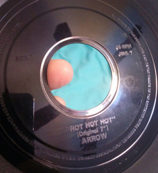 Arrow (2) : Hot Hot Hot (World Carnival Mix Edit) (7", Single, Jukebox)