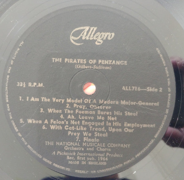 The National Musicale Company & Gilbert & Sullivan : The Pirates Of Penzance (LP)
