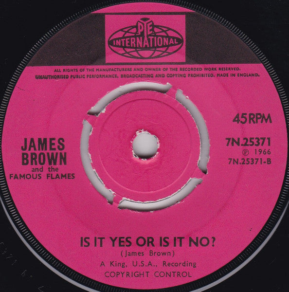 James Brown & The Famous Flames : It's A Man's Man's Man's World (7", Single, 4-p)