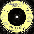 Flash & The Pan : And The Band Played On (Down Among The Dead Men) (7", Single, Gre)