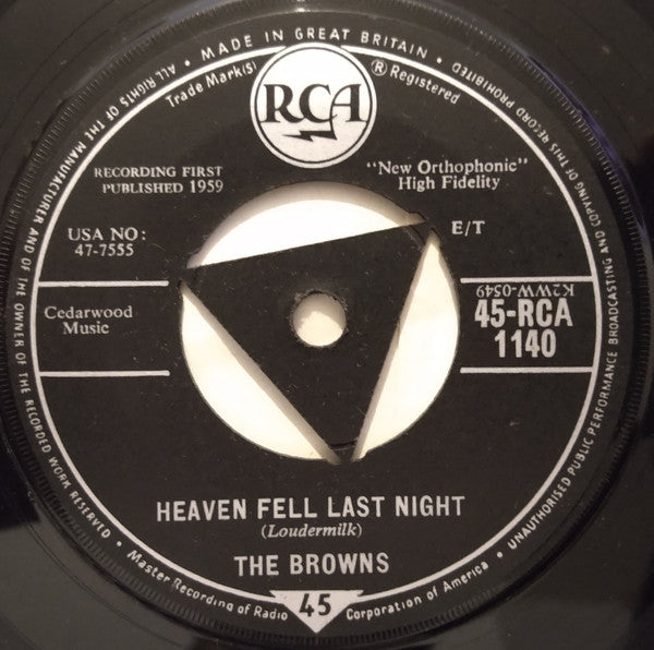 The Browns (3) : The Three Bells / Heaven Fell Last Night (7", Single, Tri)