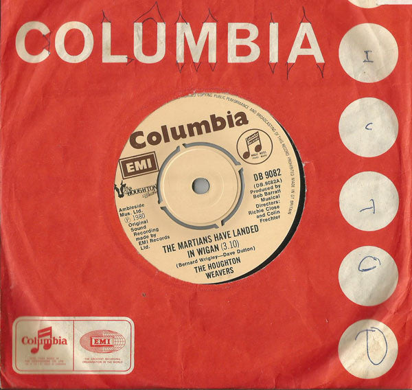 The Houghton Weavers : The Martians Have Landed In Wigan (7", Single)