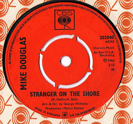 Mike Douglas : The Men In My Little Girl's Life / Stranger On The Shore (7", Single)