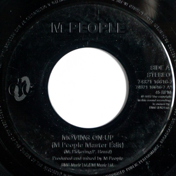 M People : Moving On Up (7", Juk)