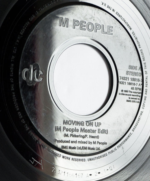M People : Moving On Up (7", Juk)