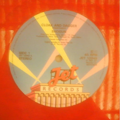 Shogun (11) : Cloak And Dagger  (12", Maxi, Red)