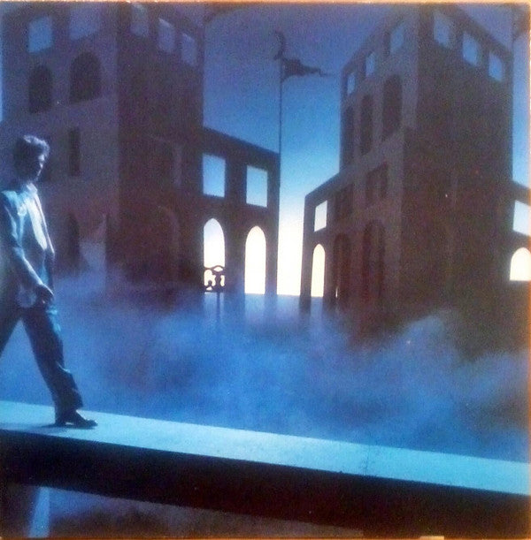 David Bowie : Loving The Alien (Re-Mixed Version) (7", Single, Gat)