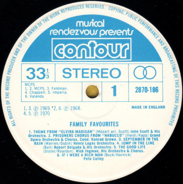 Various : An Invitation To Family Favourites (LP, Comp, Smplr)