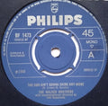 The Walker Brothers : The Sun Ain't Gonna Shine Any More (7", Single, Mono, 4-P)